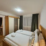 Апартаменты Nava Place Alpine In - Peaceful Location, Near Glacier & Wifi