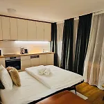 Nava Place Alpine In - Peaceful Location, Near Glacier & Wifi Апартаменты *
